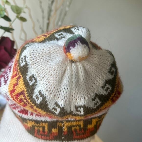 PERU Cusco Llama Reversible Wool Alpaca HANDMADE Beanie Tassel Inca Maya Aztec - Picture 7 of 15